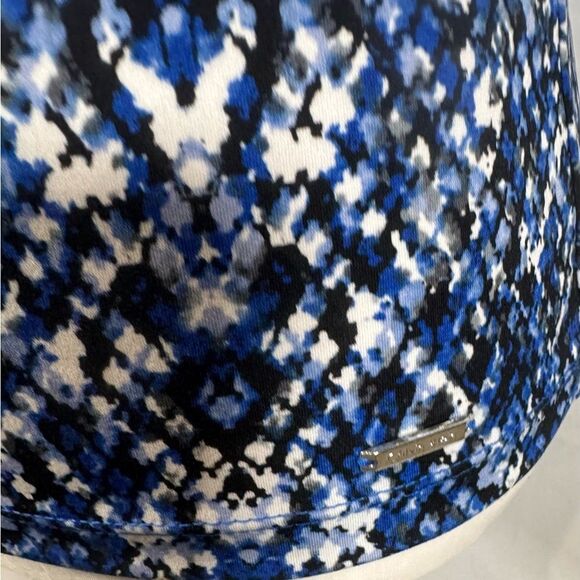 Calvin Klein royal blue black and white abstract print top size petite medium - Picture 3 of 7